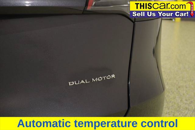 Used 2024 Tesla Model Y Long Range AWD/4WD image 12