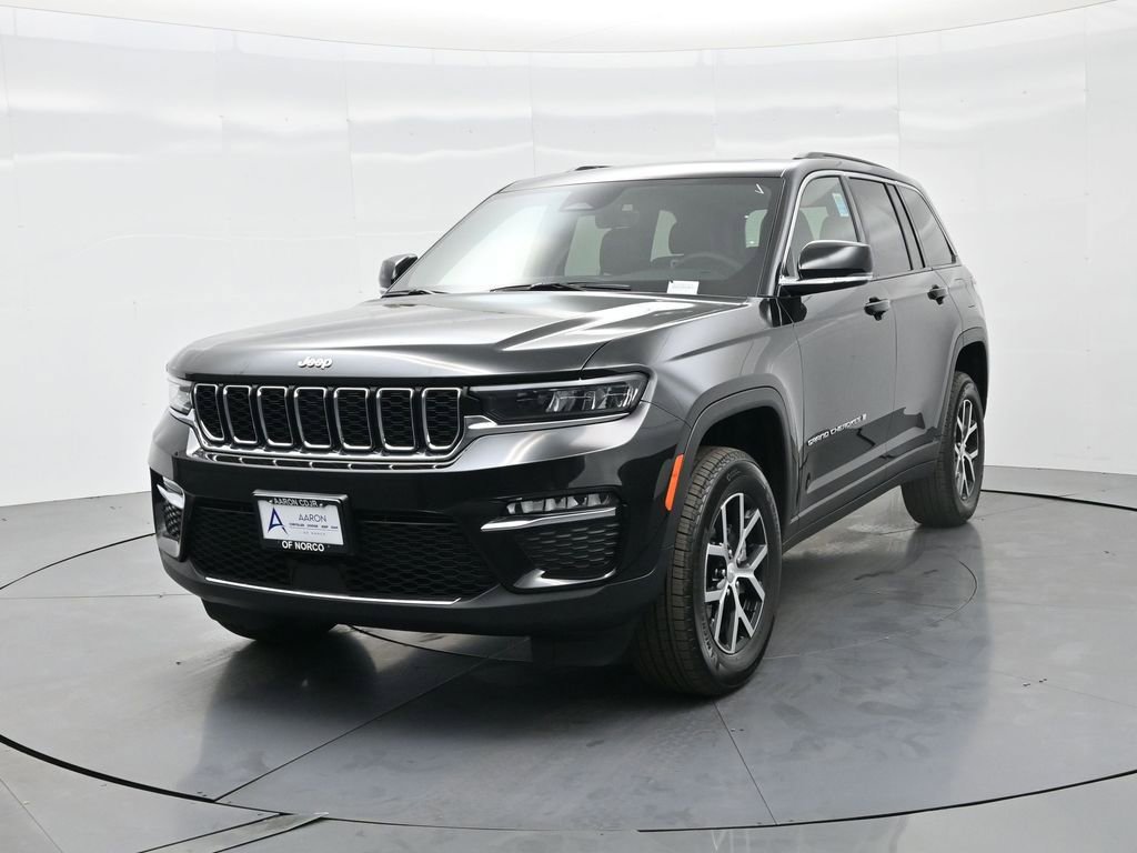 New 2025 Jeep Grand Cherokee Limited image 3
