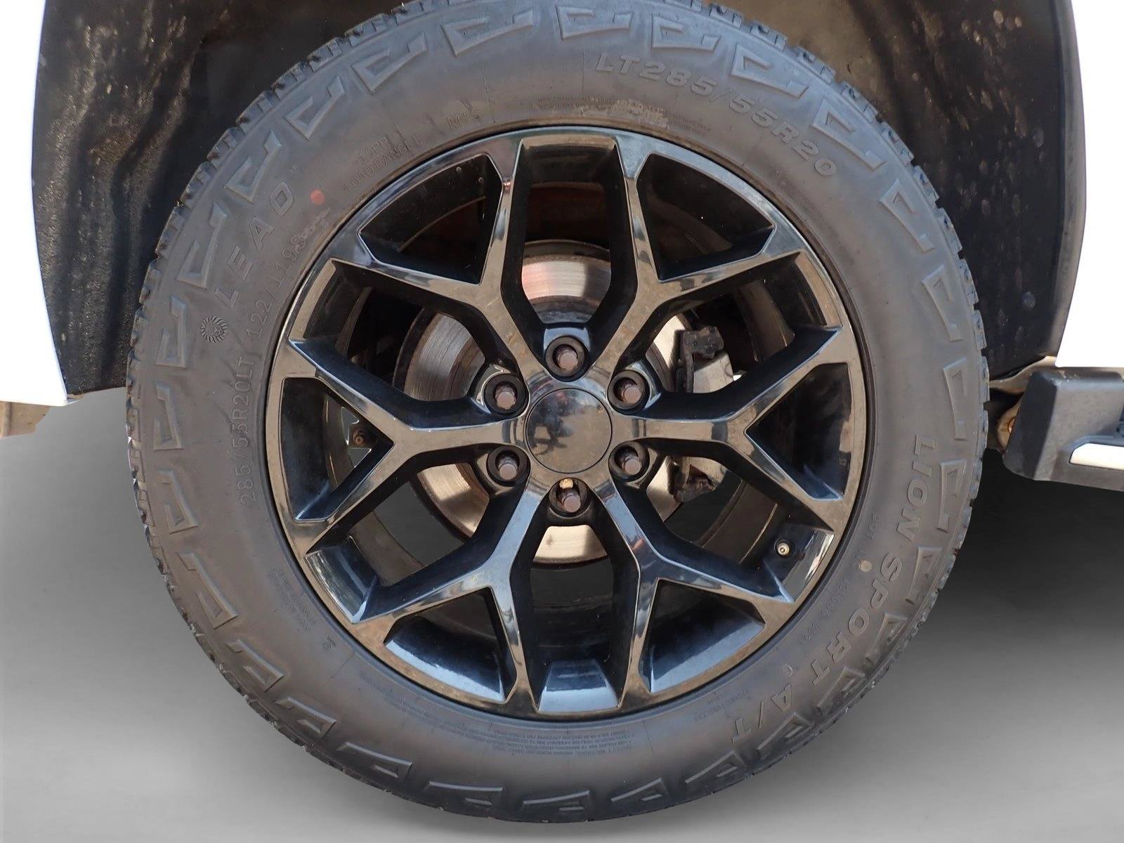 Used 2020 Chevrolet Tahoe Premier AWD/4WD image 7