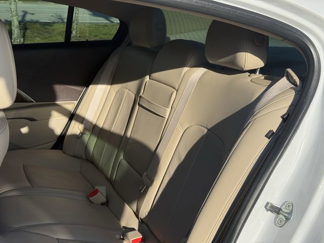 Used 2016 Buick LaCrosse Leather FWD image 29