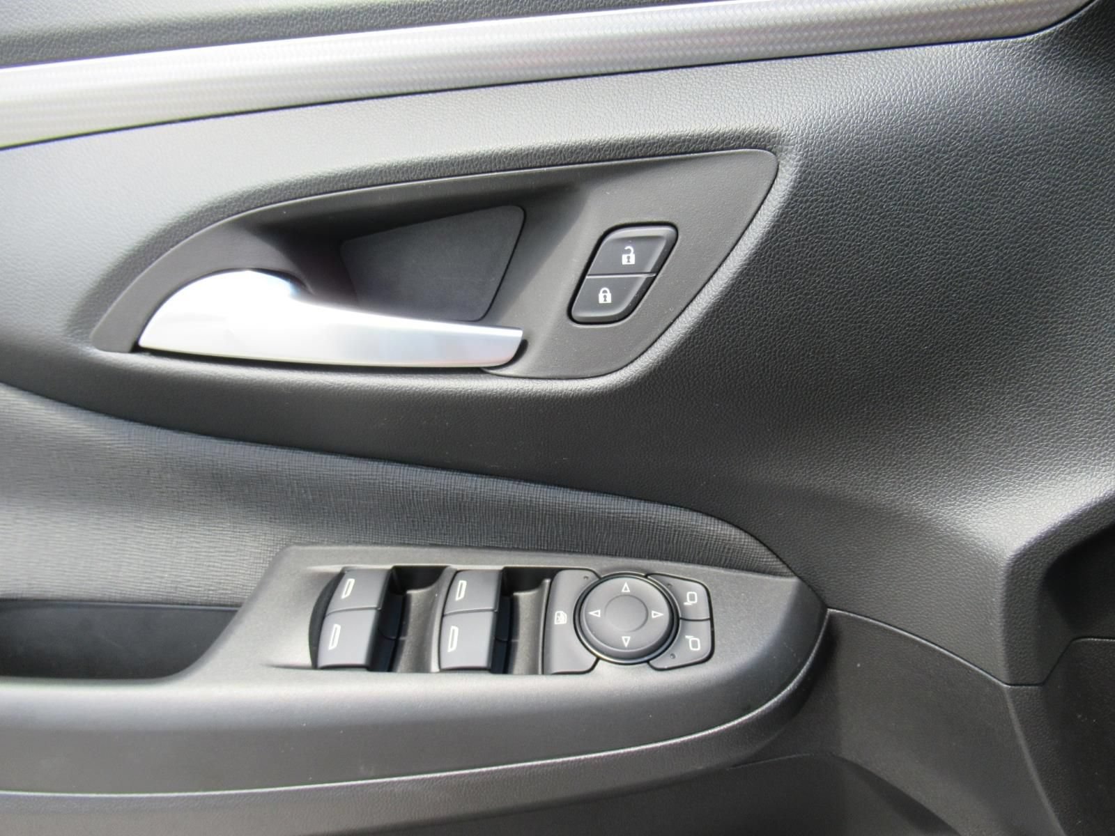New 2026 Buick Envista Sport Touring FWD image 21