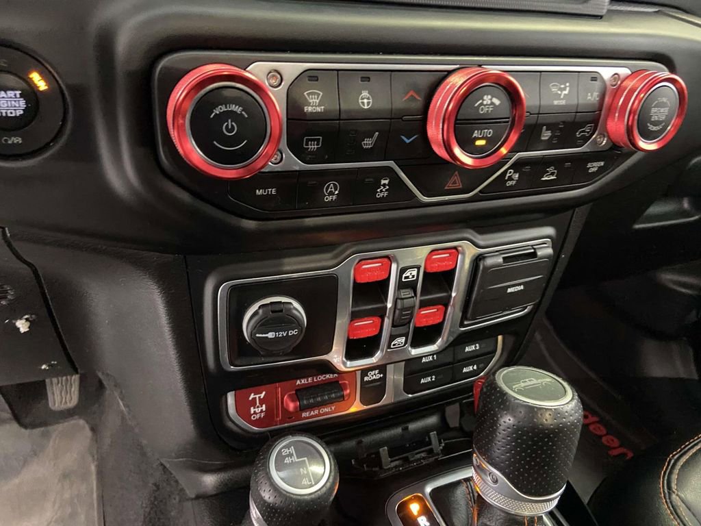Used 2021 Jeep Gladiator Mojave AWD/4WD image 28