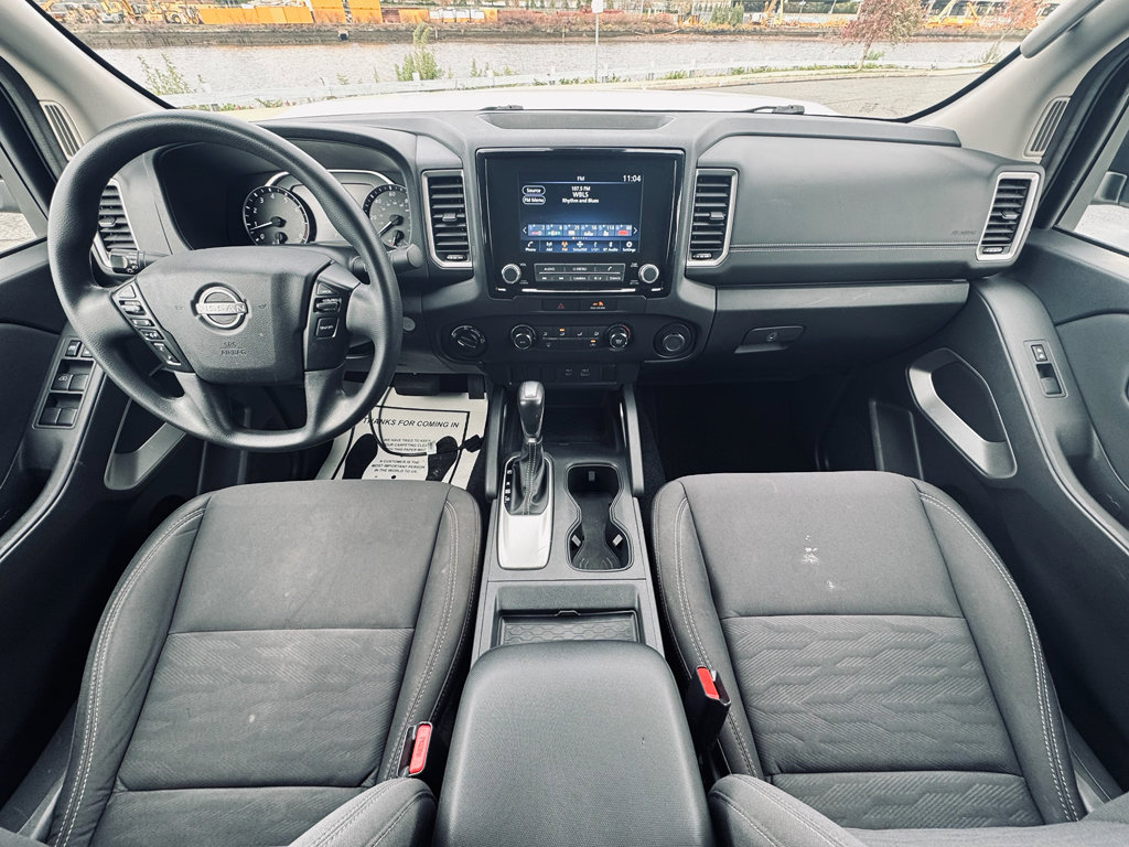 Used 2022 Nissan Frontier SV image 18