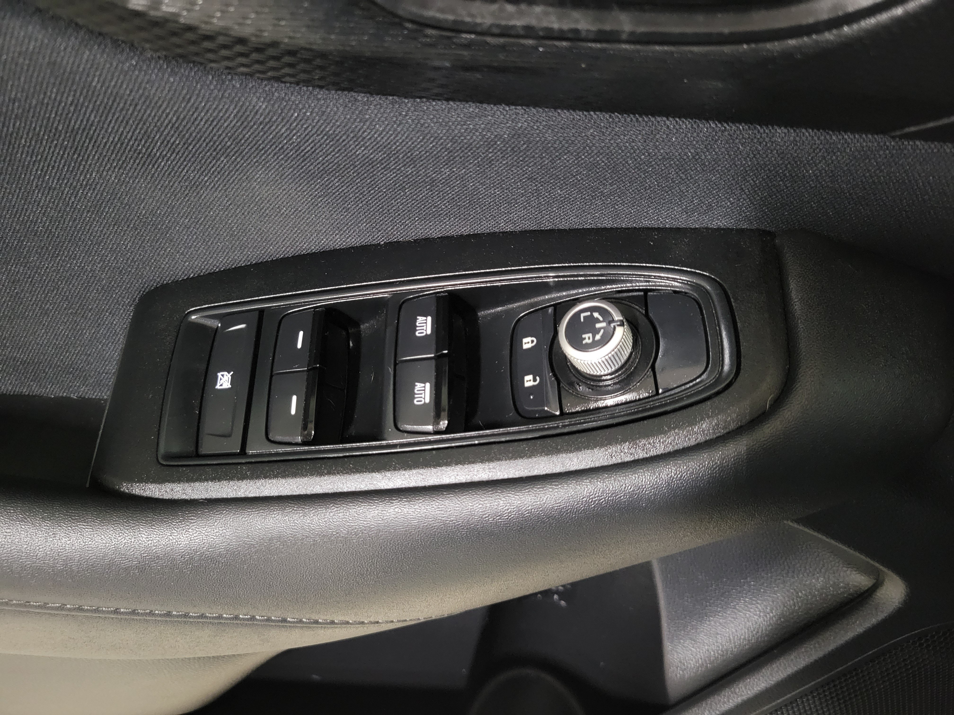 Used 2024 Subaru Outback Premium AWD/4WD image 28