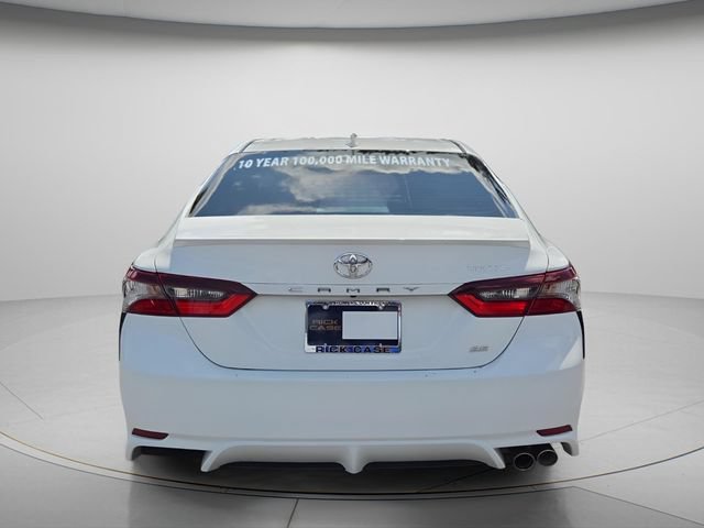 Used 2024 Toyota Camry SE FWD image 5