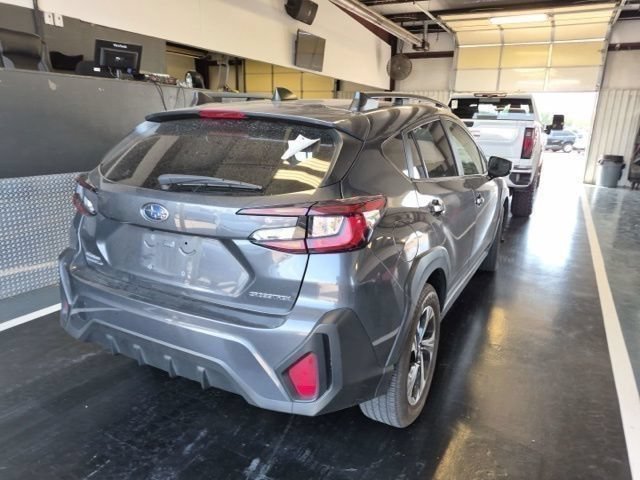 Used 2025 Subaru Crosstrek 2.5i Premium AWD/4WD image 3