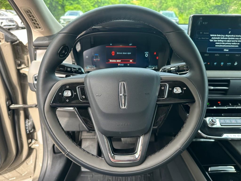New 2026 Lincoln Corsair Premiere AWD/4WD image 8