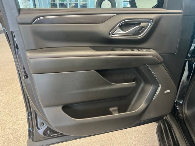 Used 2022 Chevrolet Tahoe RST w/ Luxury Package AWD/4WD image 30