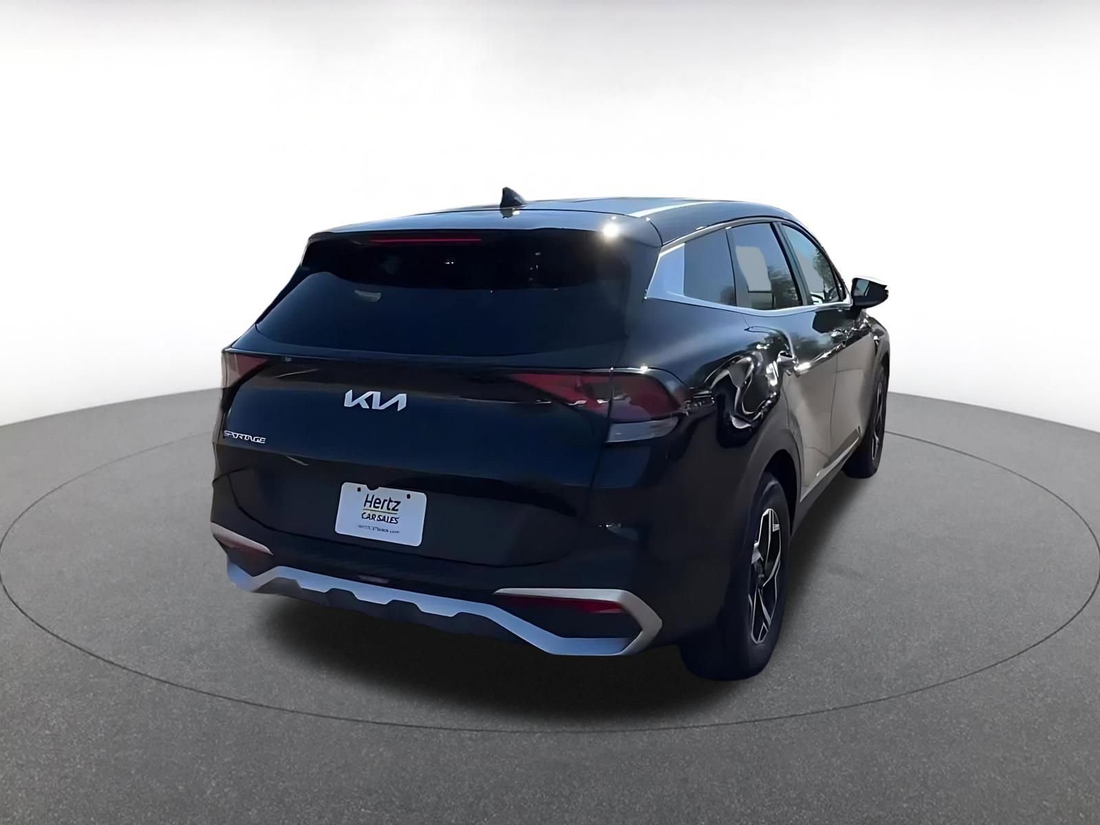 Used 2025 Kia Sportage LX image 14