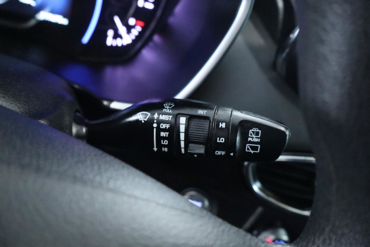 Used 2020 Hyundai Santa Fe SEL image 24