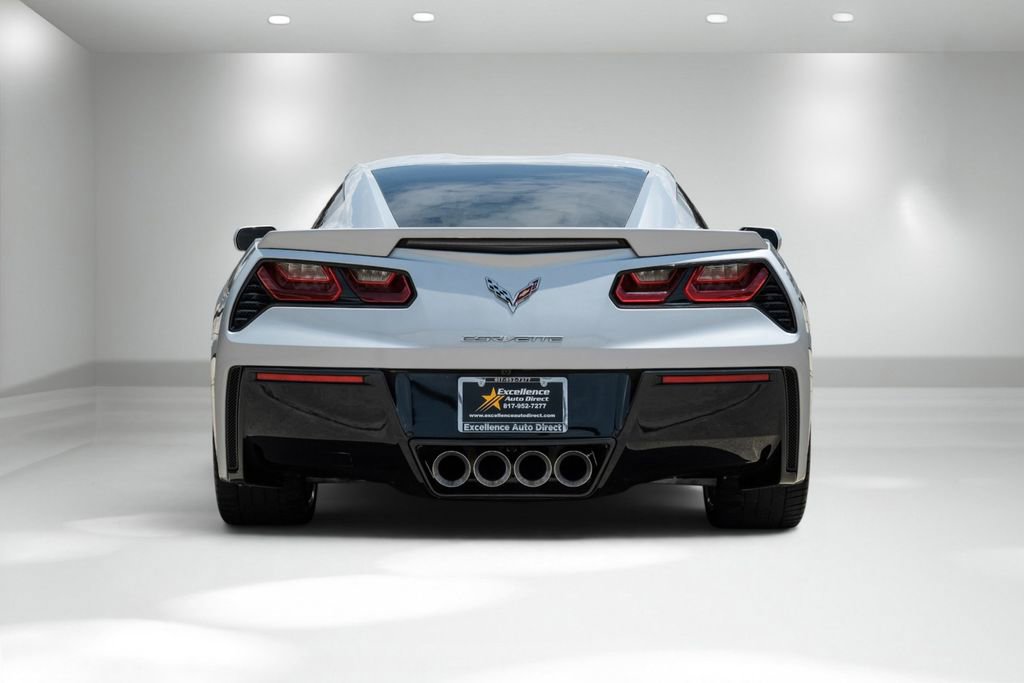 Used 2017 Chevrolet Corvette Stingray Coupe RWD image 10