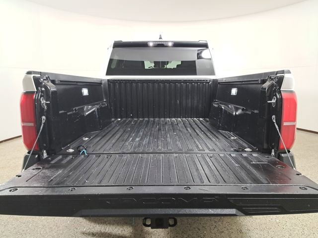 Used 2025 Toyota Tacoma SR image 10
