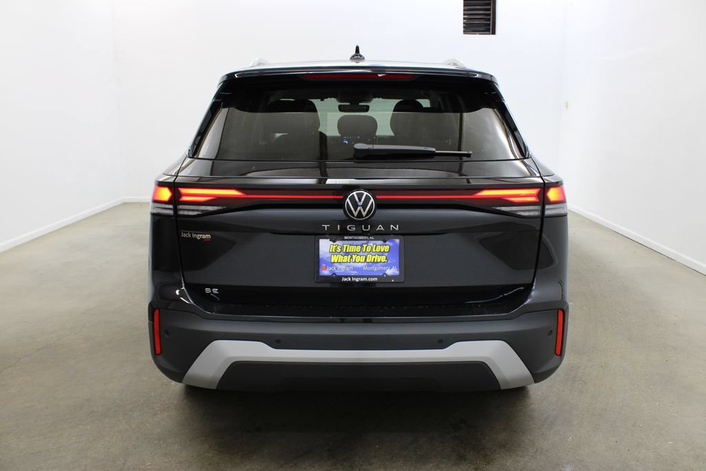 New 2026 Volkswagen Tiguan SE FWD image 4