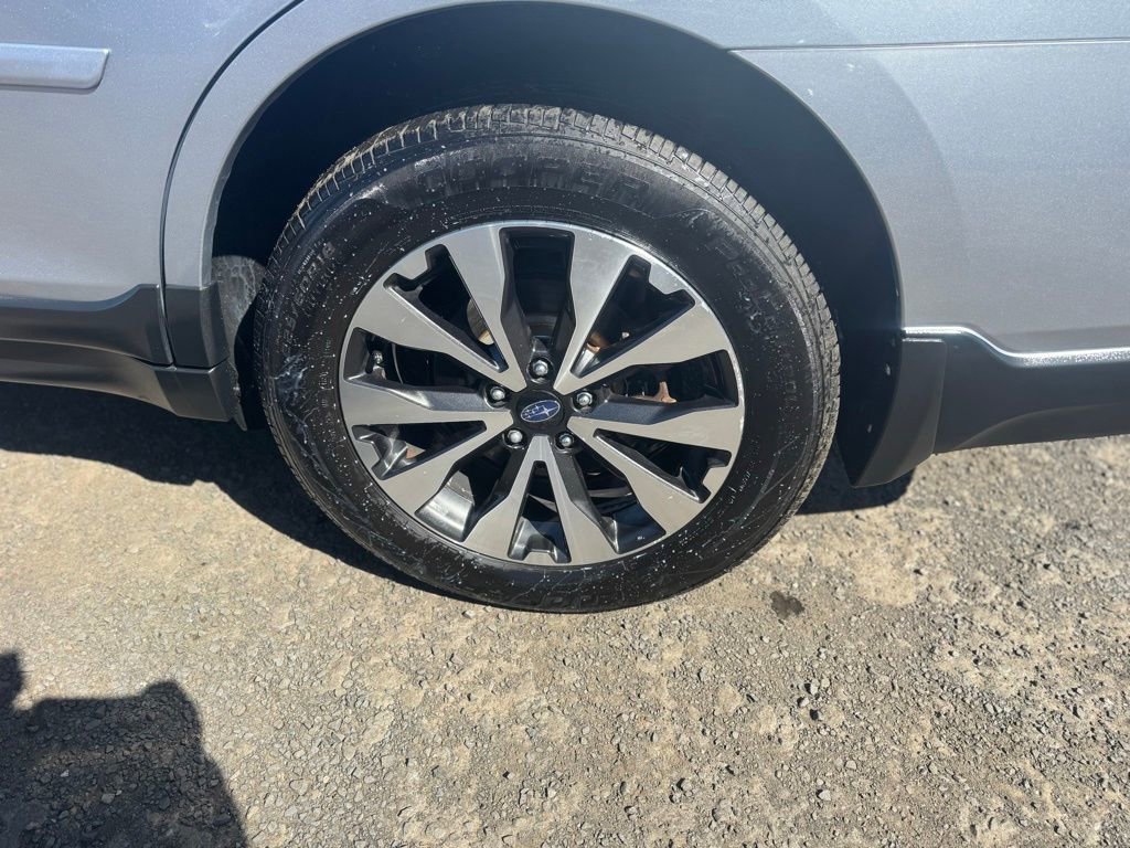 Used 2016 Subaru Outback 2.5i Limited AWD/4WD image 14