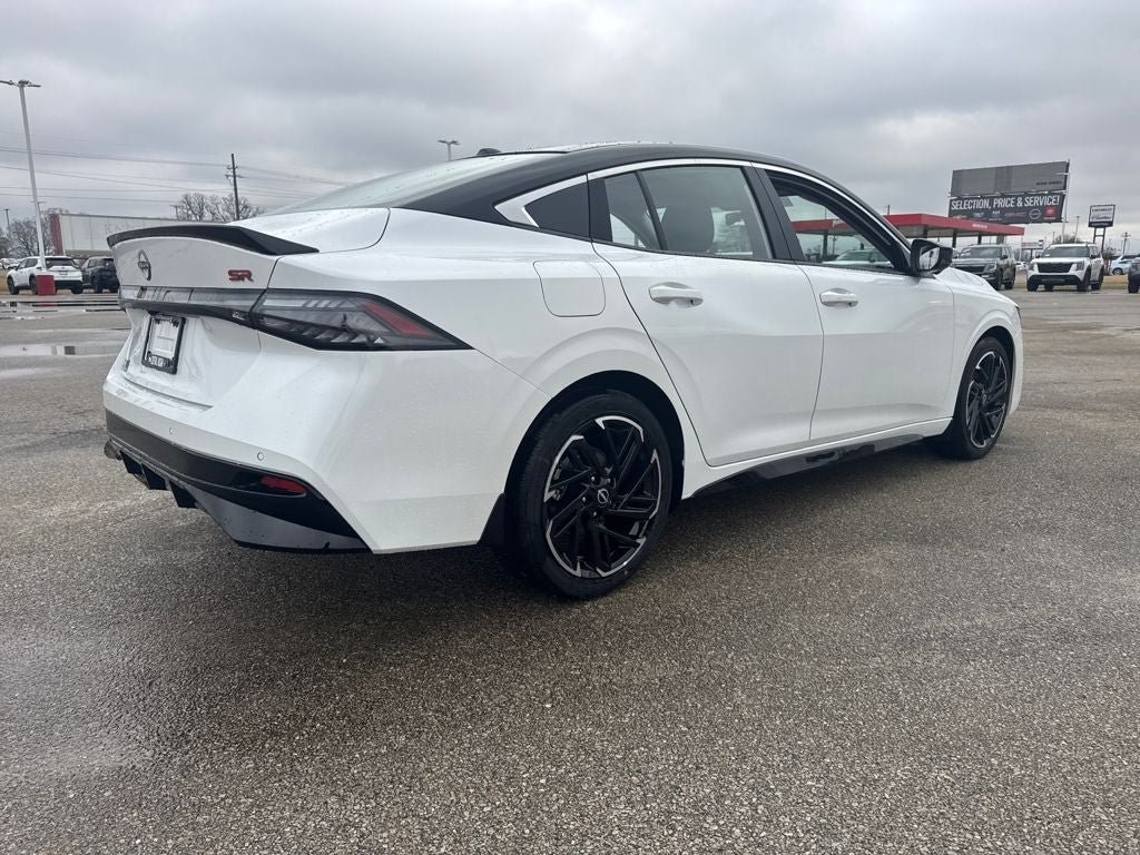 New 2026 Nissan Sentra SR w/ SR Premium Package FWD image 7