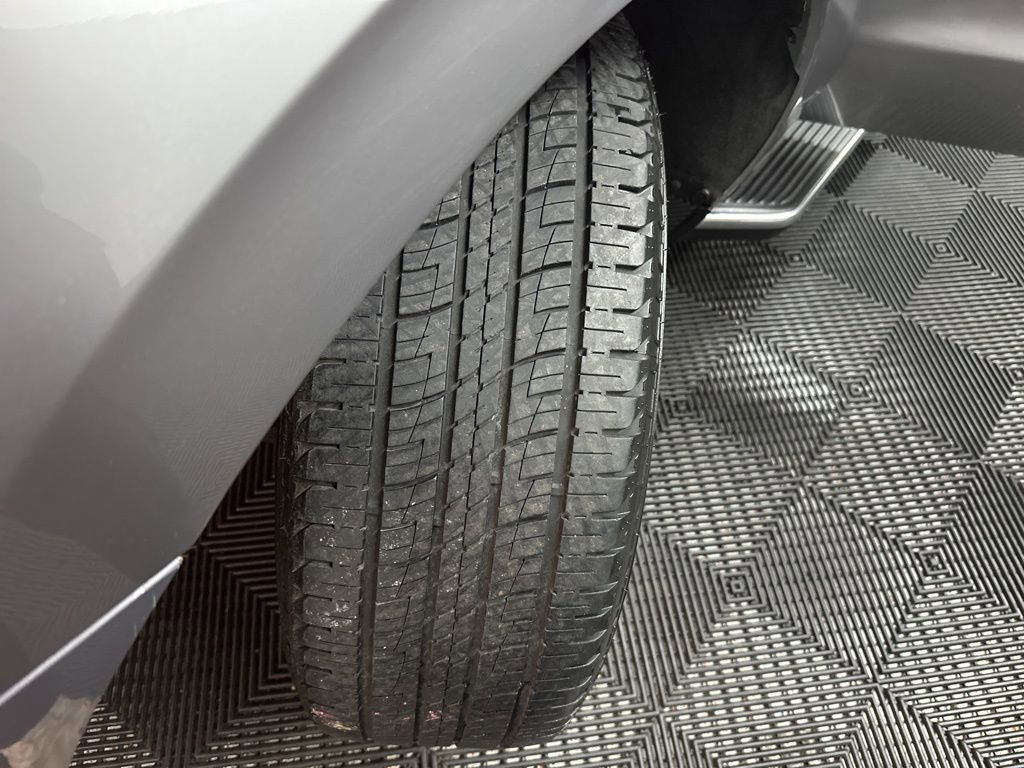 Used 2021 Ford Expedition XLT image 41