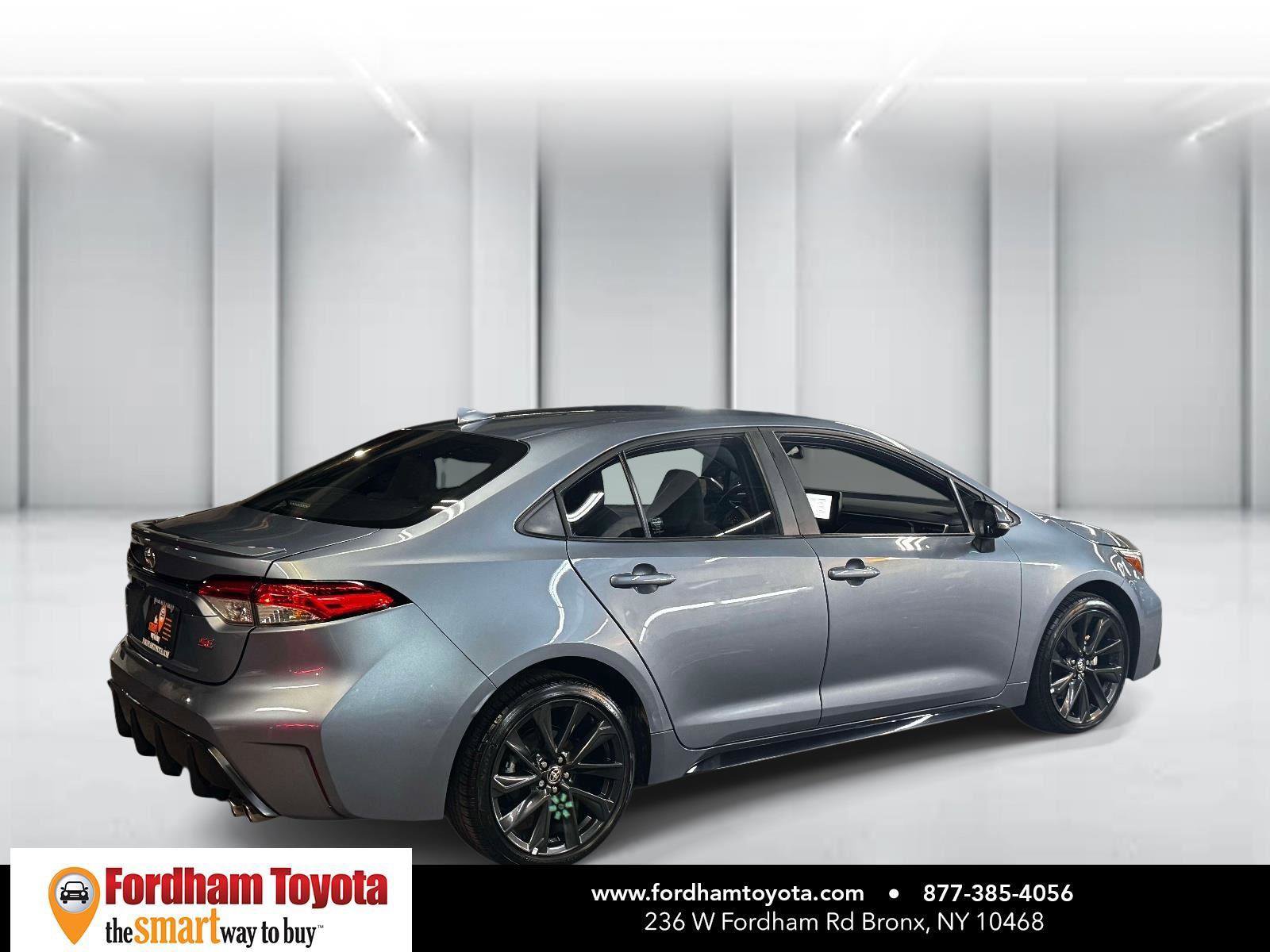 Used 2023 Toyota Corolla SE FWD image 7