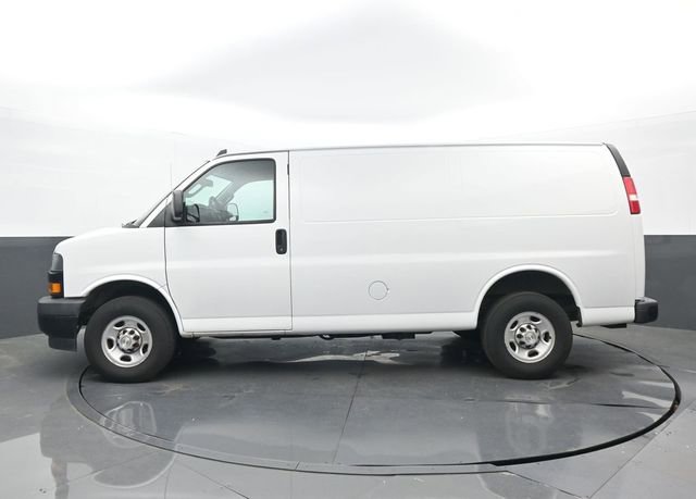Used 2020 Chevrolet Express 2500 w/ Driver Convenience Package RWD image 7