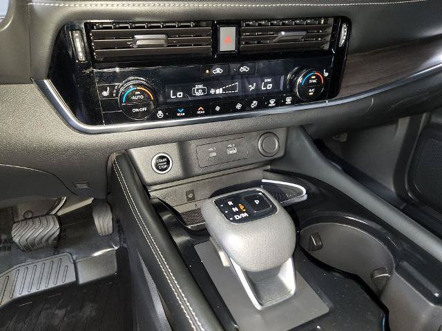 Certified 2023 Nissan Rogue Platinum w/ Platinum Premium Package FWD image 21
