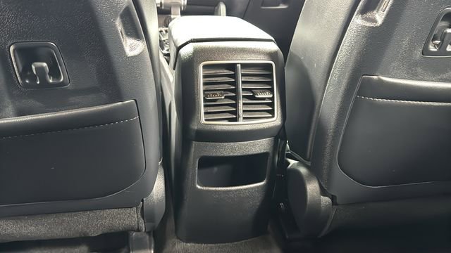 Used 2024 Kia Sportage EX AWD/4WD image 34