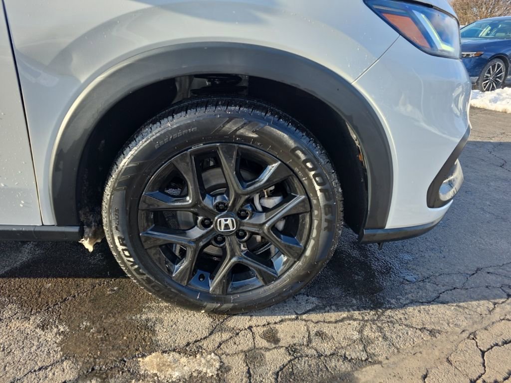 Used 2023 Honda HR-V Sport image 9
