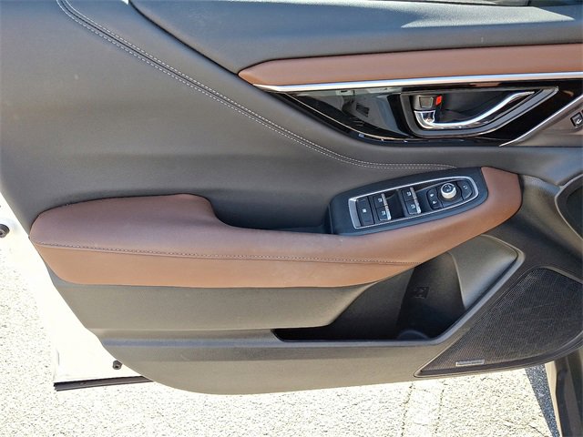 Used 2022 Subaru Outback Touring XT w/ Popular Package #2 image 9