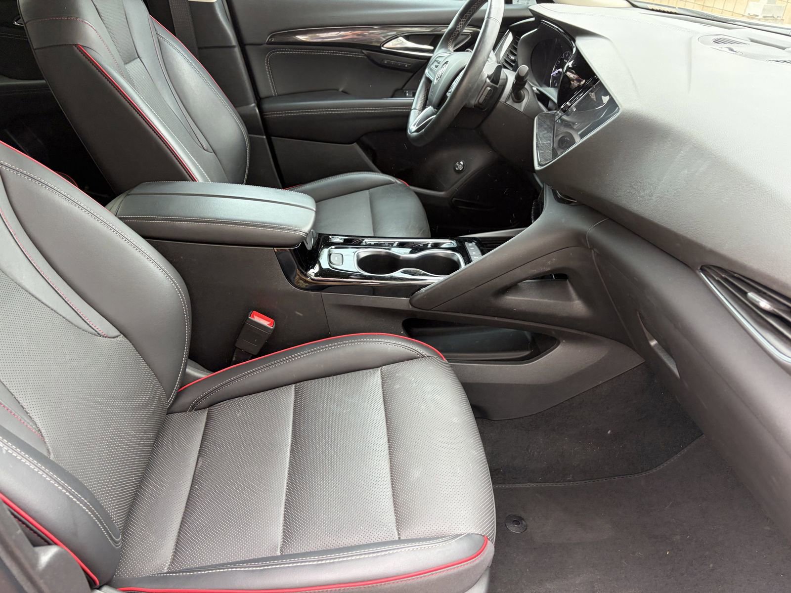 Used 2023 Buick Envision Essence w/ Sport Touring Package AWD/4WD image 6