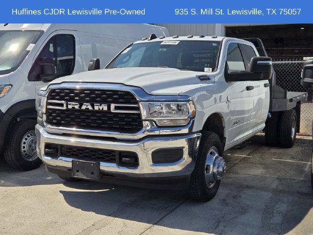 Used 2024 RAM 3500 SLT w/ Quick Order Package 2YG SLT AWD/4WD image 3