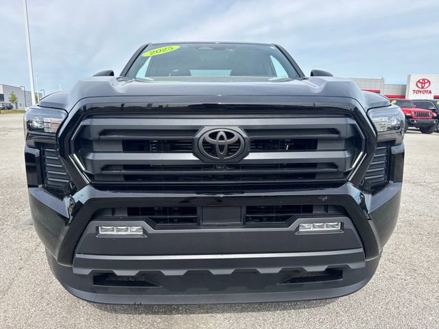 Used 2025 Toyota Tacoma SR5 RWD image 9
