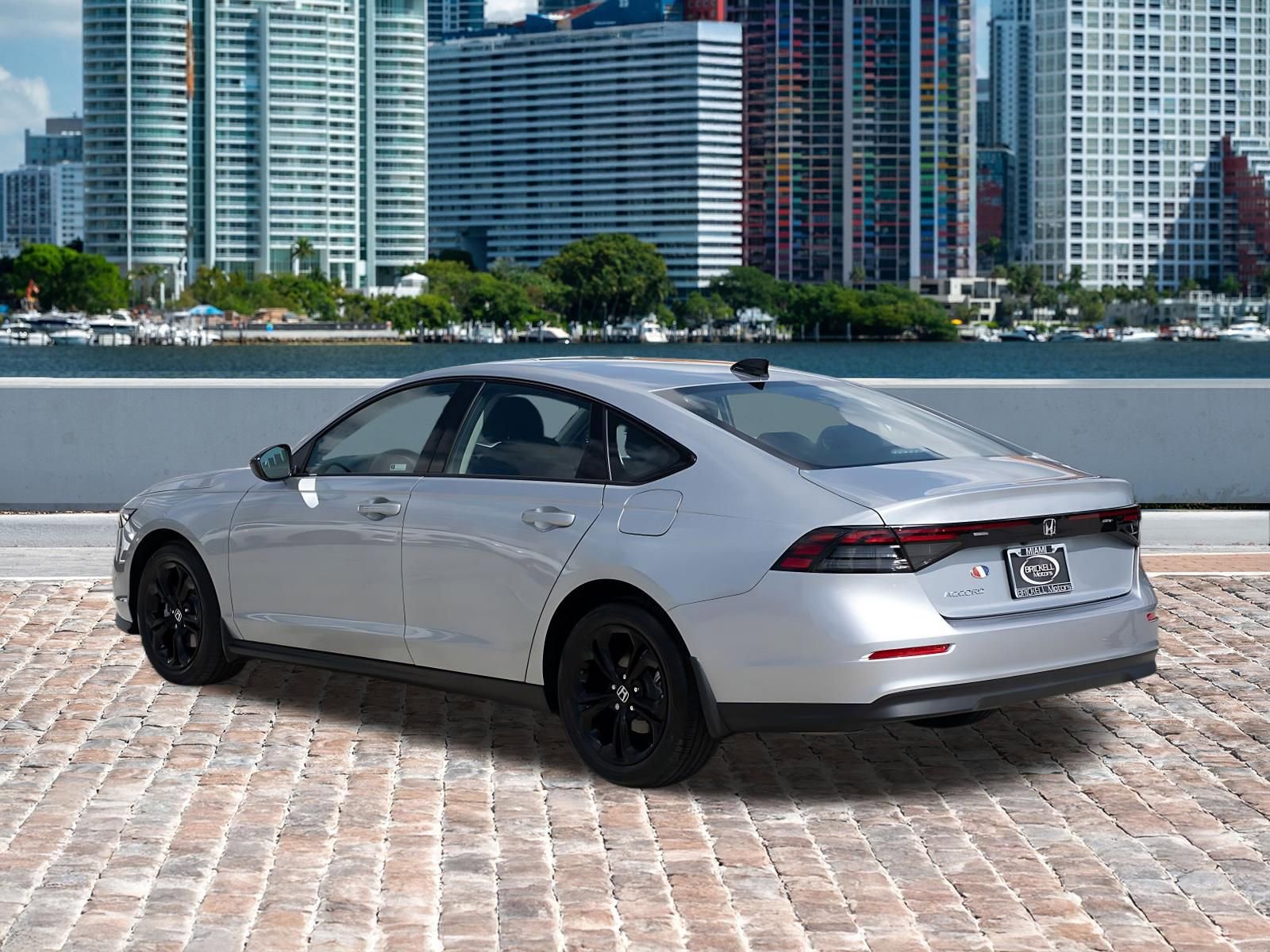 Certified 2025 Honda Accord SE image 7