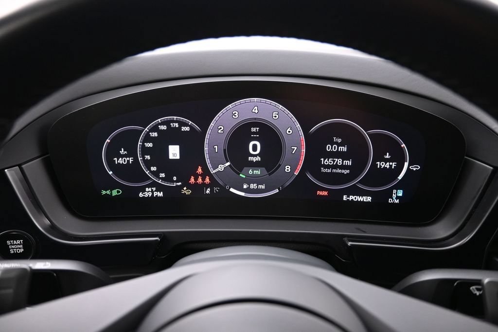 Certified 2025 Porsche Cayenne S AWD/4WD image 20