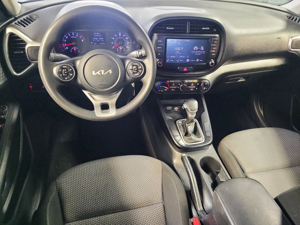 Used 2022 Kia Soul LX FWD image 22