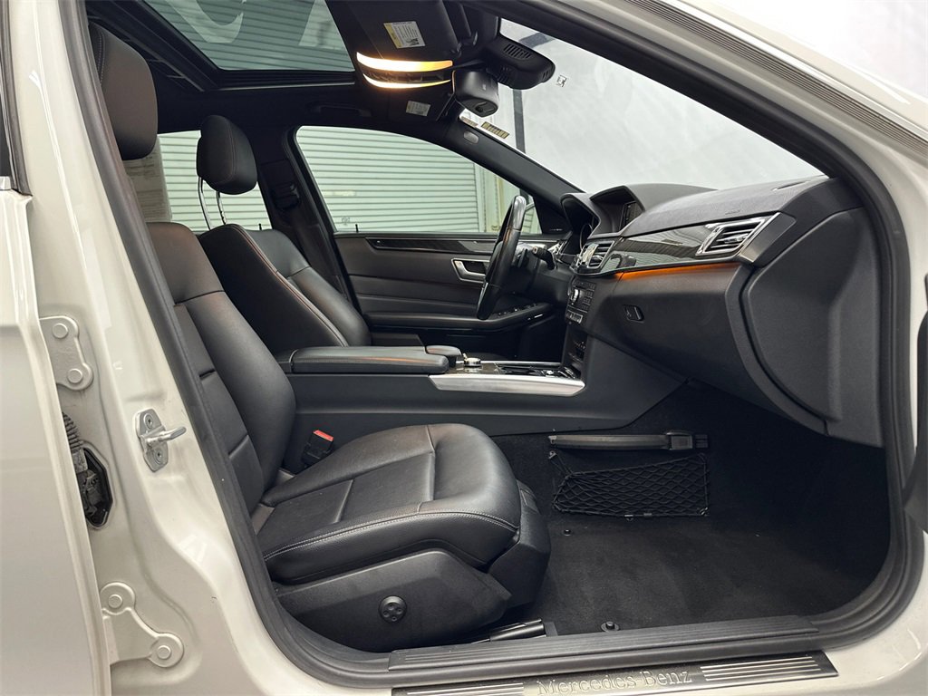 Used 2016 Mercedes-Benz E 350 Sedan image 15