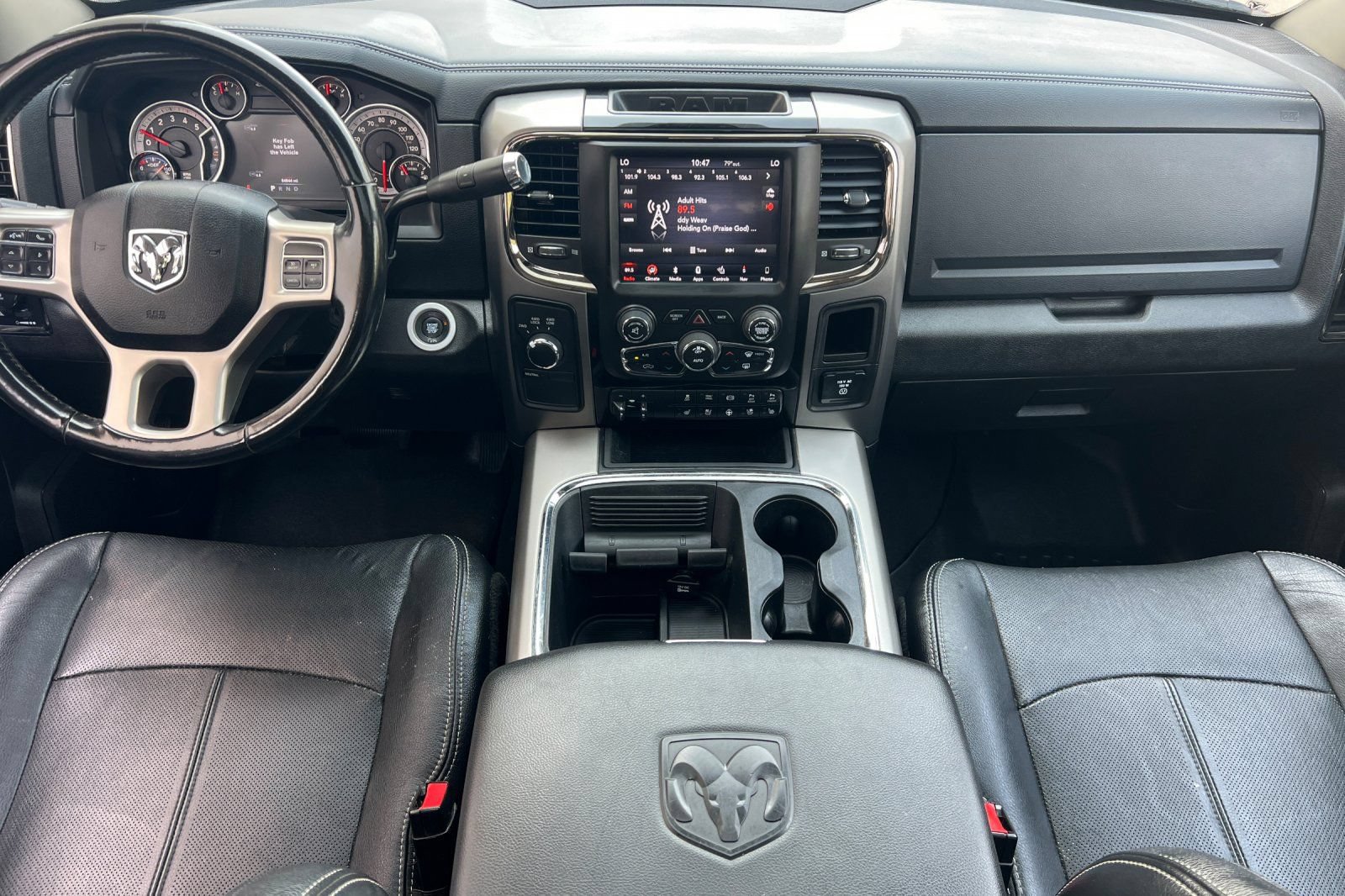 Used 2018 RAM 3500 Laramie w/ Sport Appearance Group AWD/4WD image 10