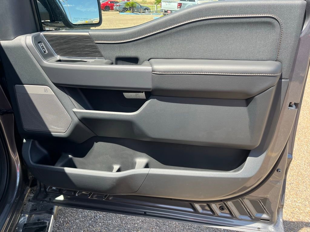 New 2025 Ford F150 Lariat w/ Equipment Group 502A High image 21