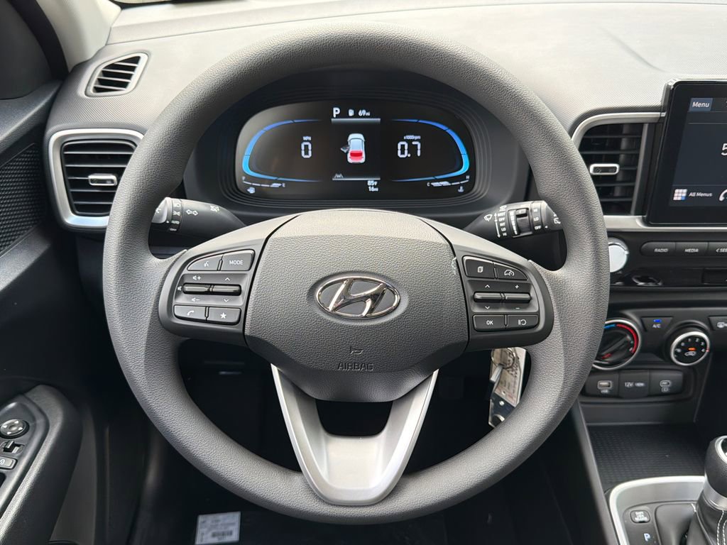 New 2026 Hyundai Venue SE image 23