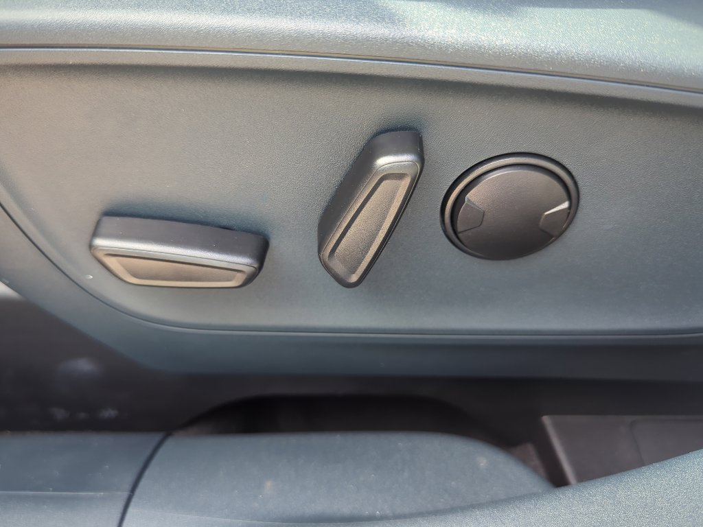 New 2025 Ford Maverick XLT w/ XLT Luxury Package image 12