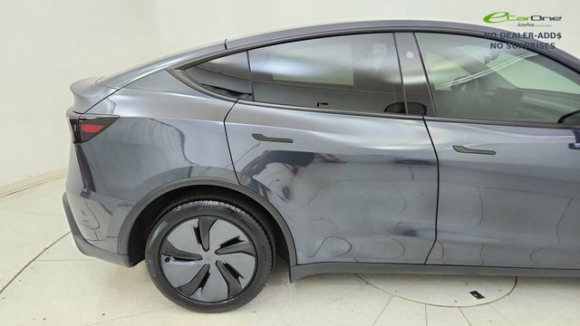 Used 2026 Tesla Model Y 2WD image 6