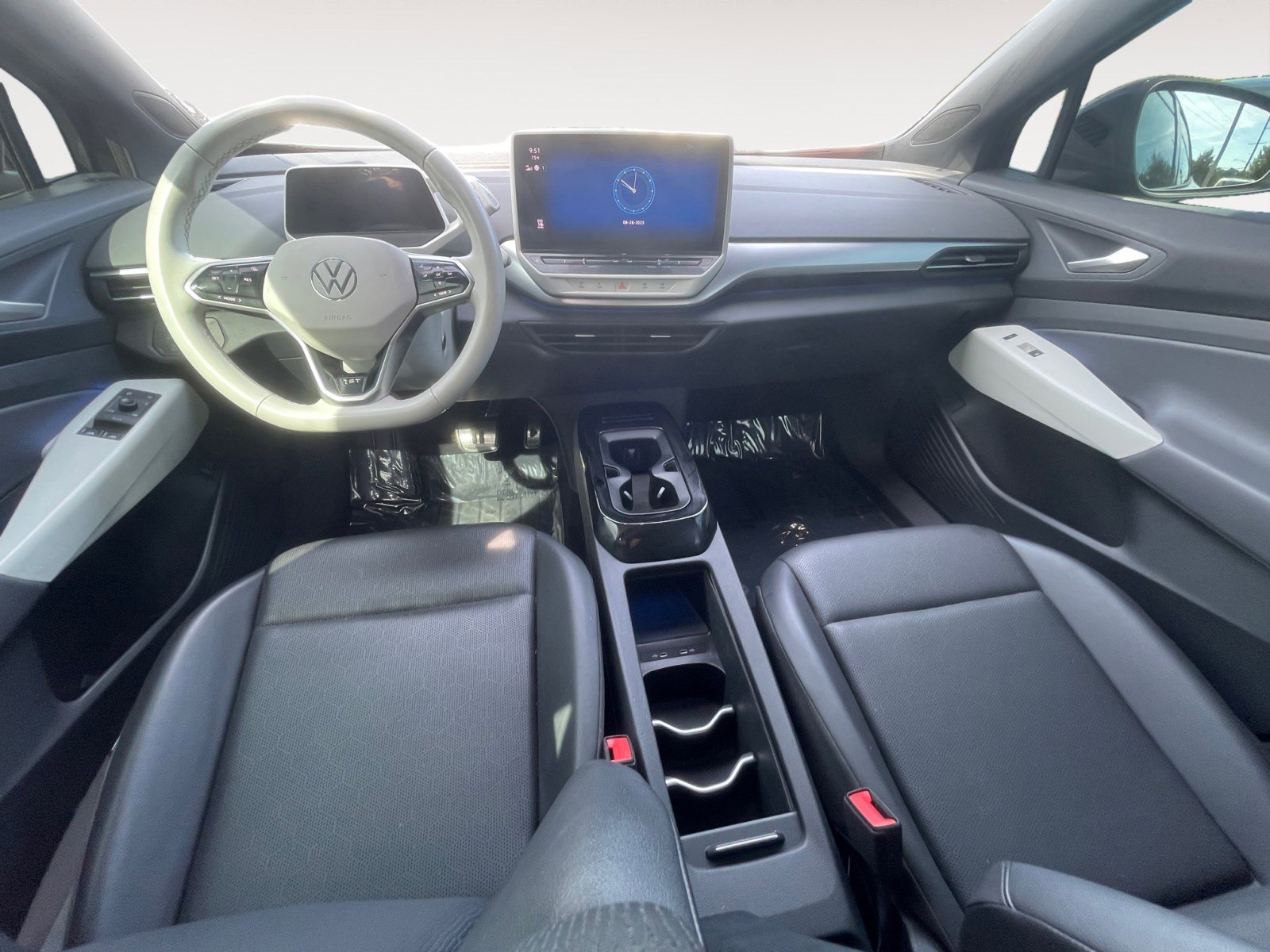 Used 2021 Volkswagen ID.4 1st Edition image 9