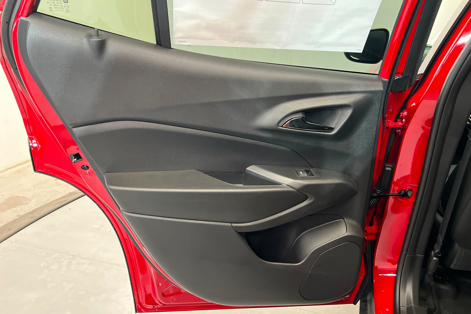 New 2026 Chevrolet Trax RS w/ Driver Confidence Package FWD image 19