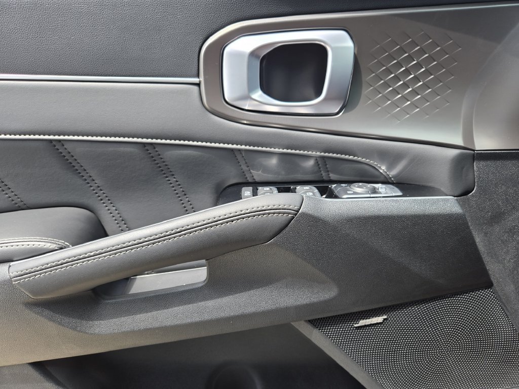 New 2026 Kia Sorento SX FWD image 19