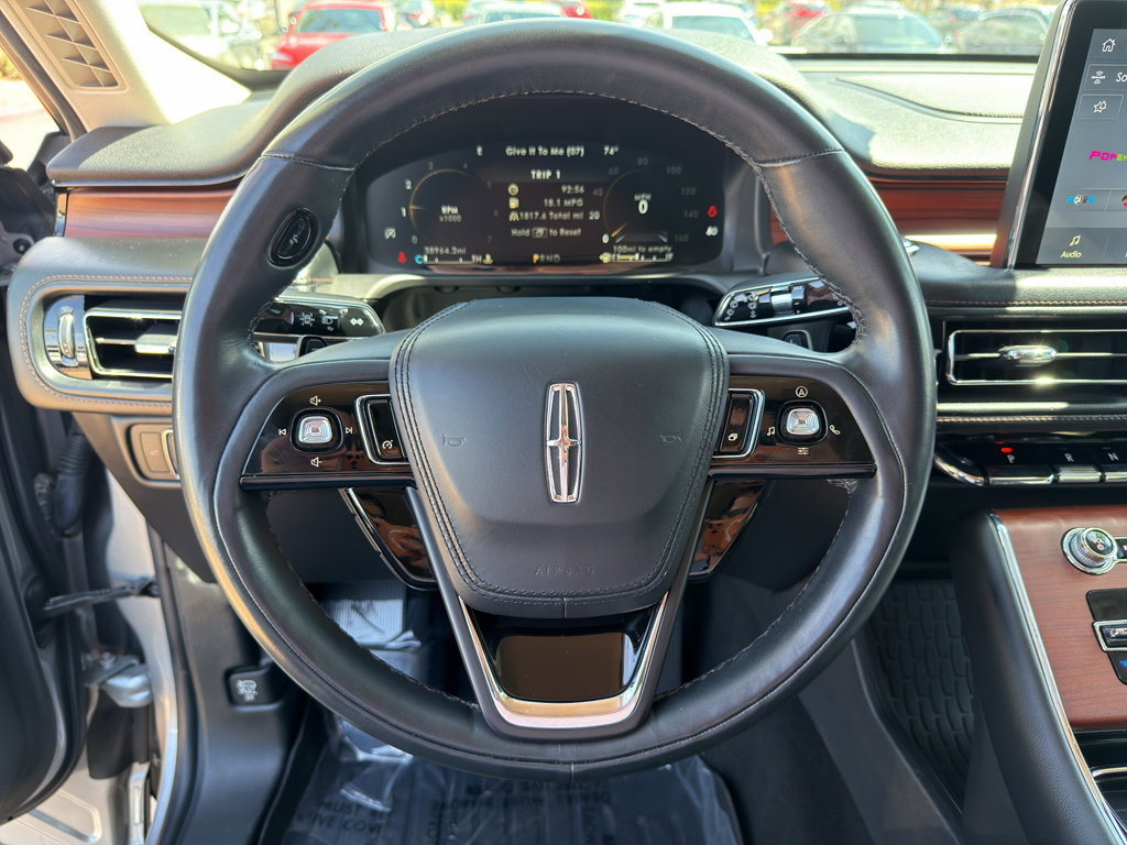 Used 2022 Lincoln Aviator Reserve RWD image 16