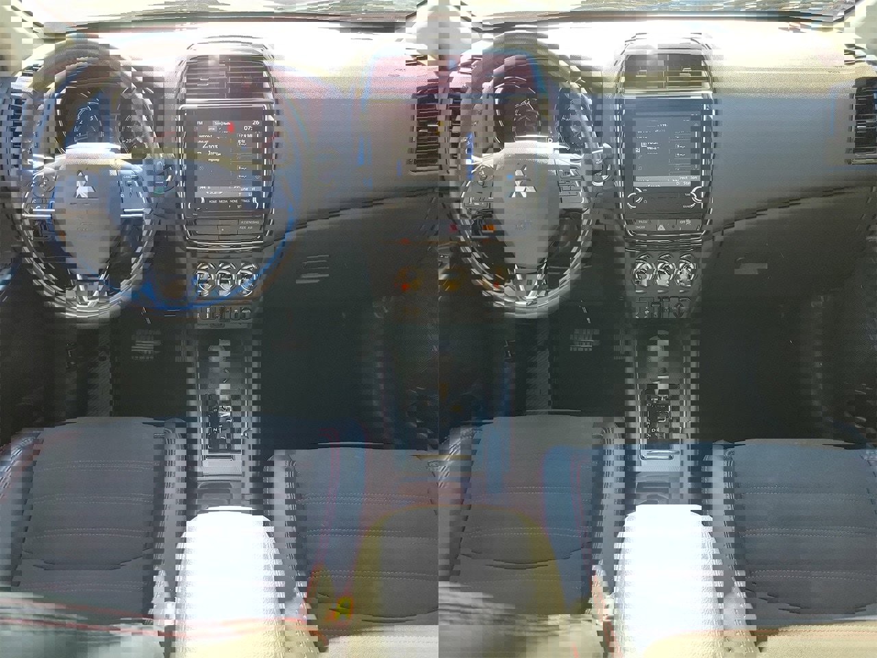 Used 2024 Mitsubishi Outlander Sport SE image 12