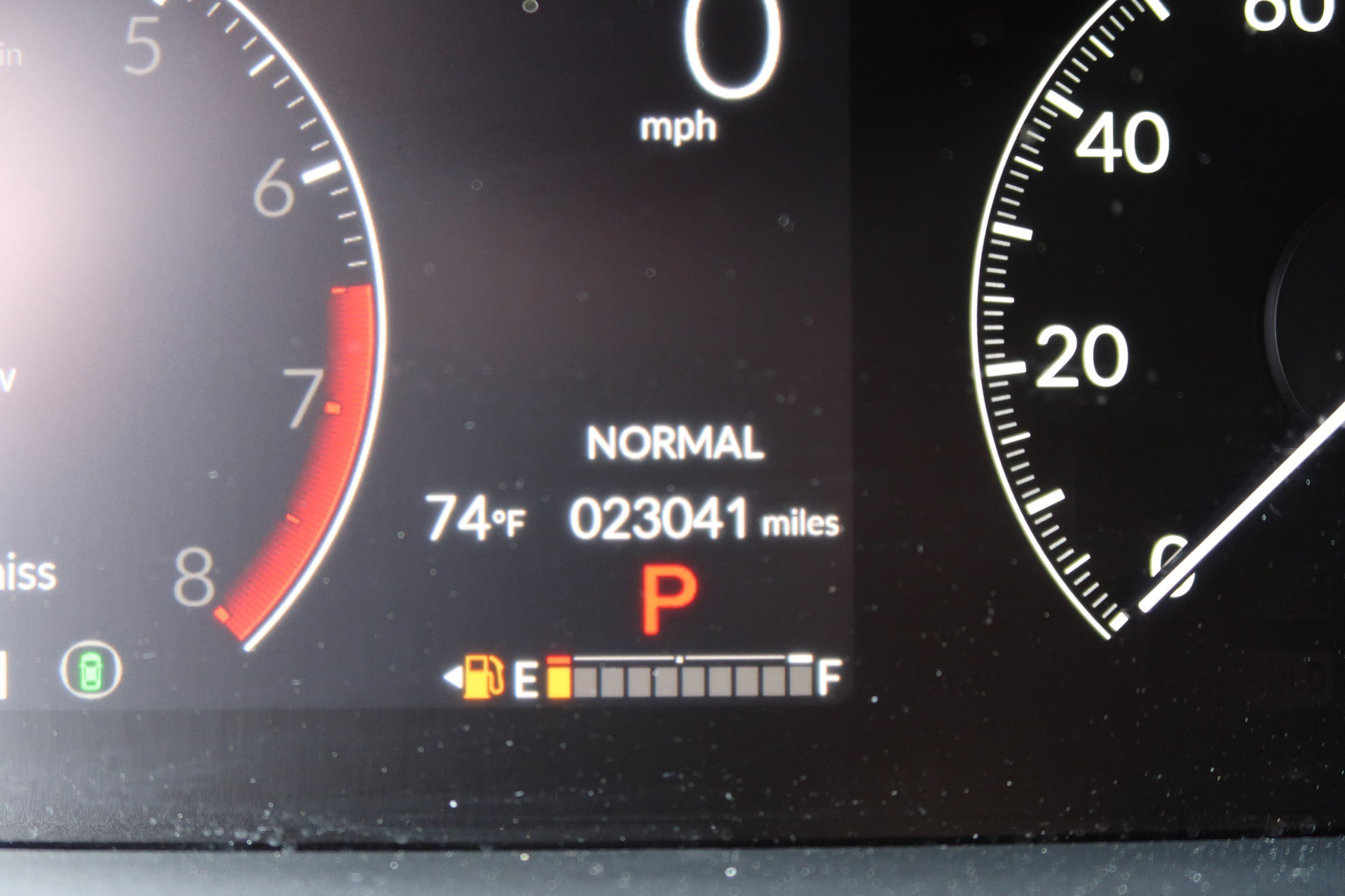 Used 2025 Honda Pilot Sport image 25