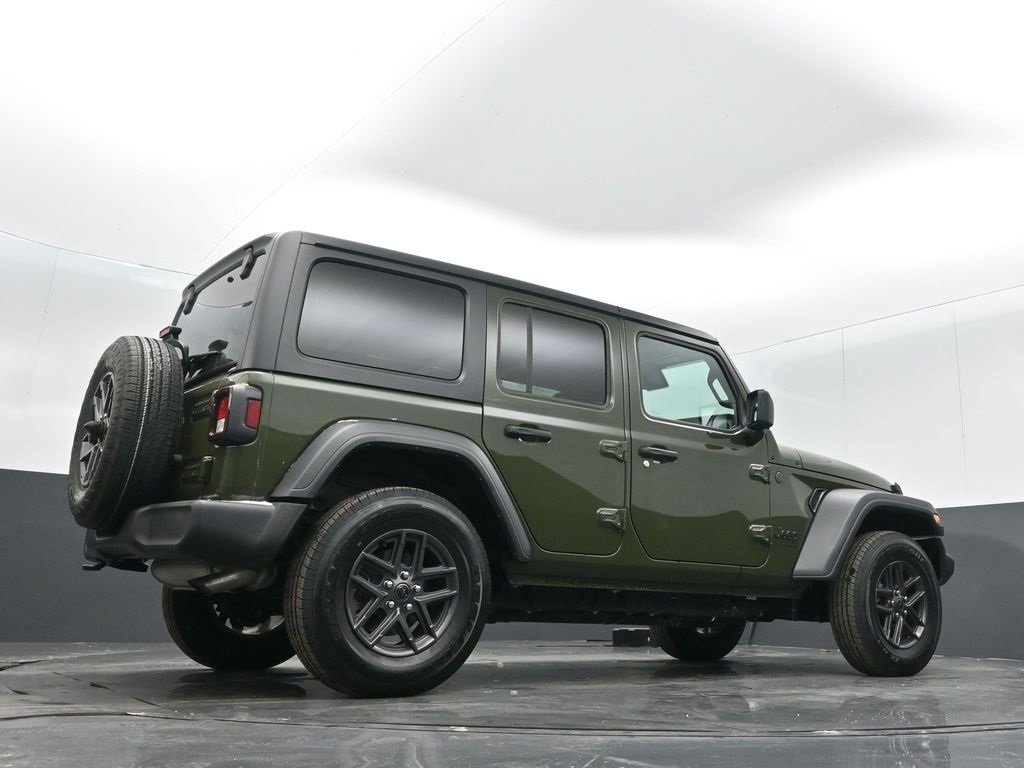 Certified 2024 Jeep Wrangler Sport S image 34