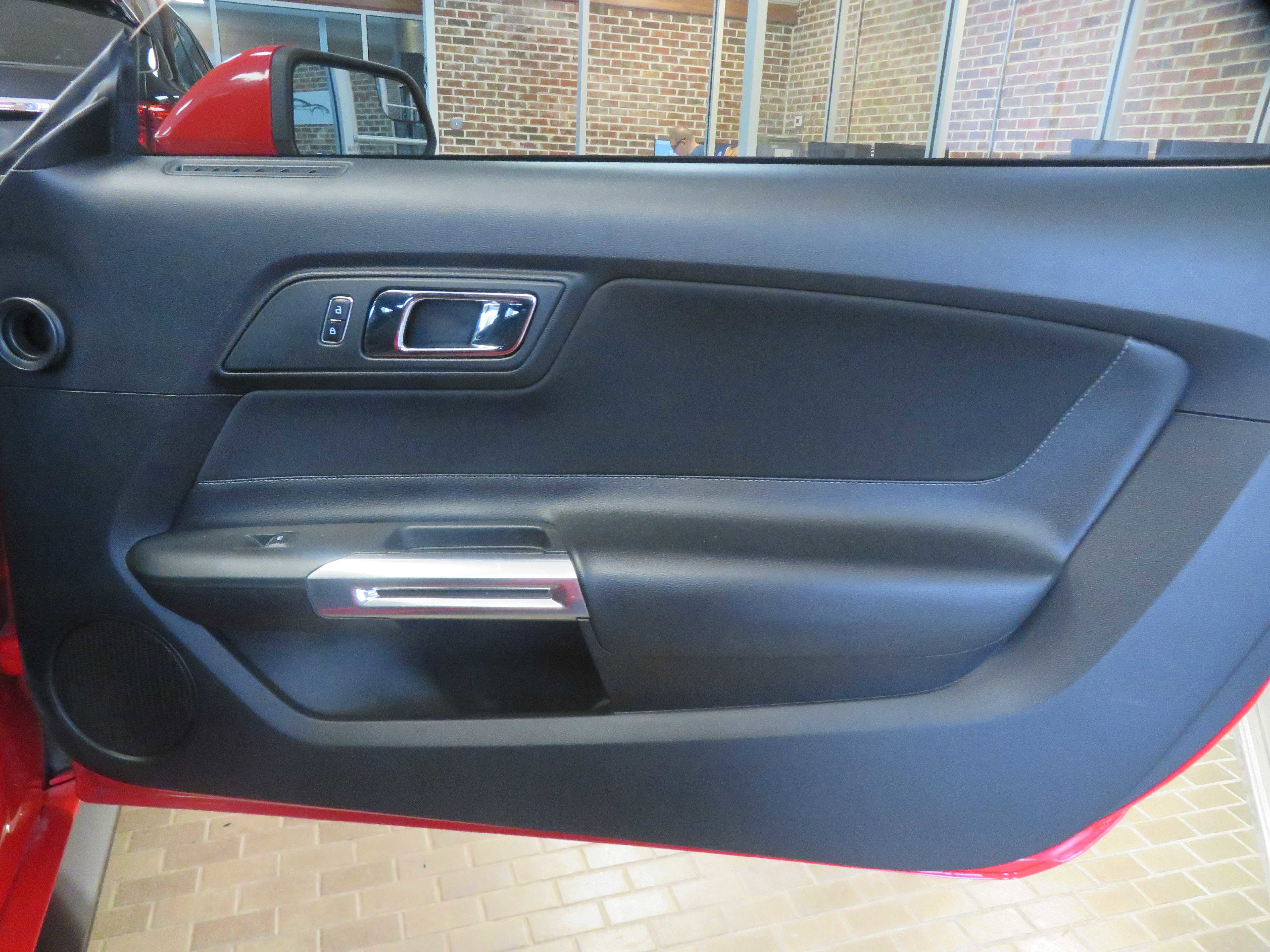 Used 2017 Ford Mustang GT image 18