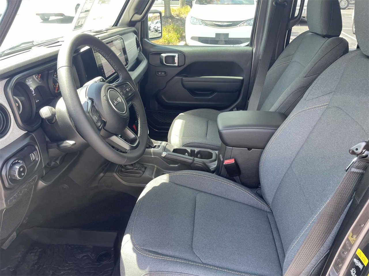 New 2025 Jeep Gladiator Sport image 24