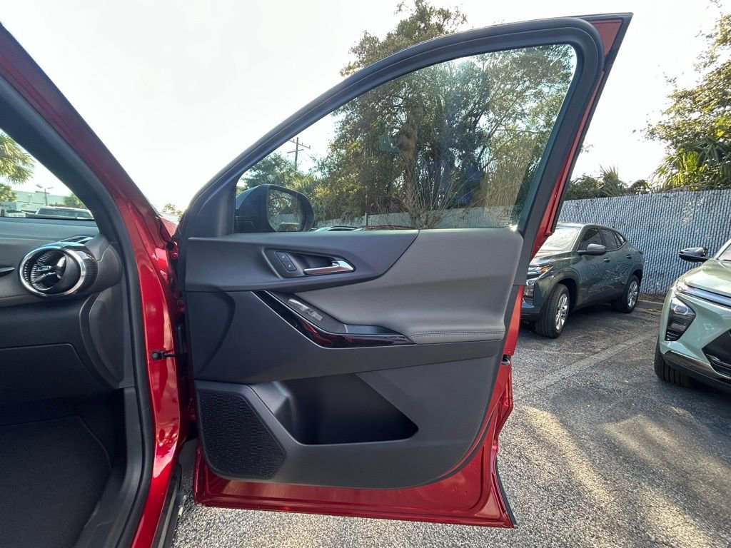 New 2026 Chevrolet Equinox LT w/ Convenience Package II image 26