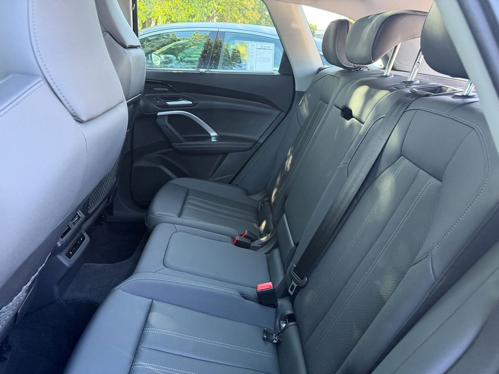 Used 2025 Audi Q5 Prestige AWD/4WD image 24