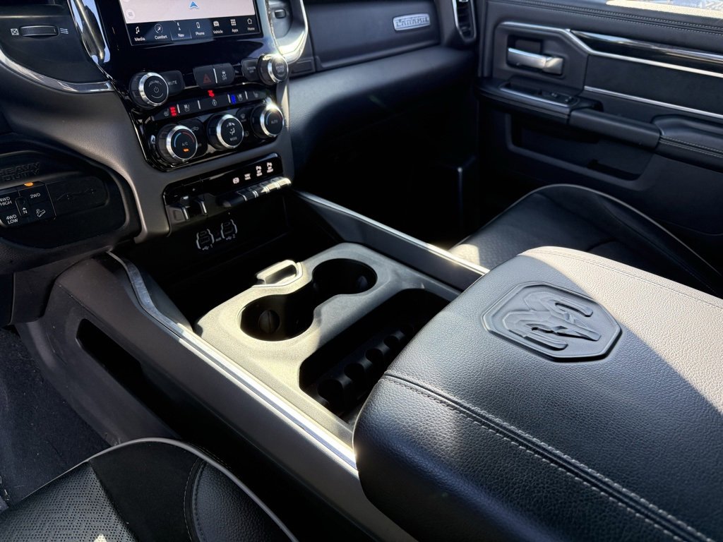 Used 2022 RAM 2500 Laramie w/ Night Edition image 13